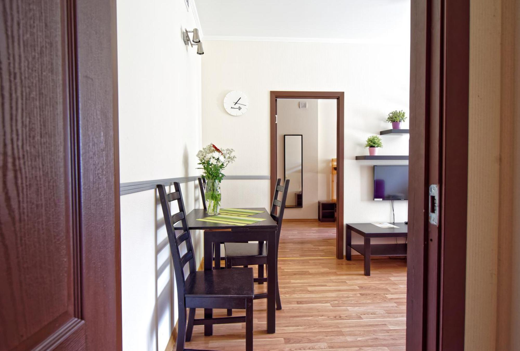 Rigaapartment Sonada Family Aparthotel - Private Parking Стая снимка